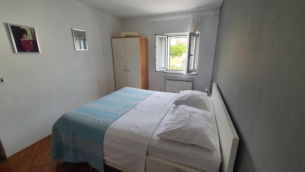 Apartment Fabijanic Pag Town Bagian luar foto